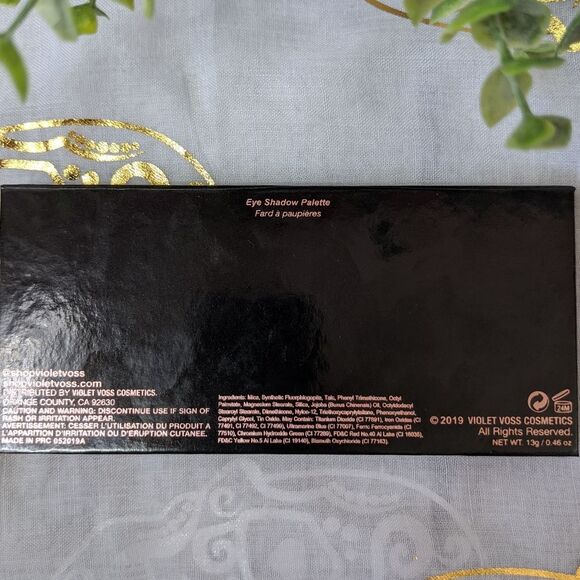 Violet Voss Essentials Eyeshadow Palette - Picture 3 of 3